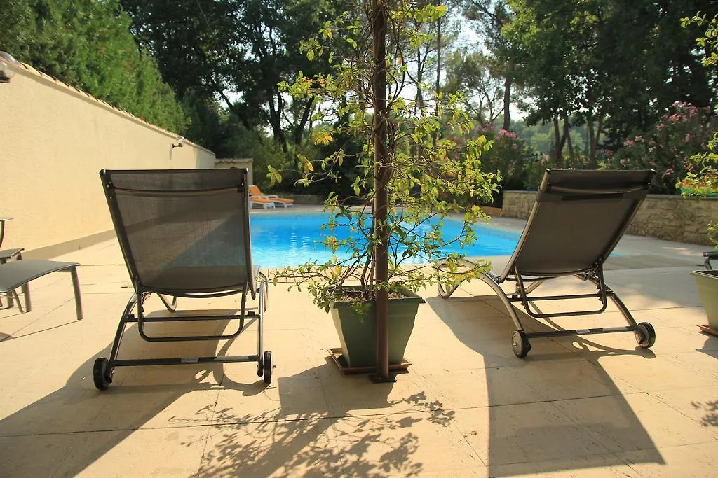 Villa Mazan 0*,